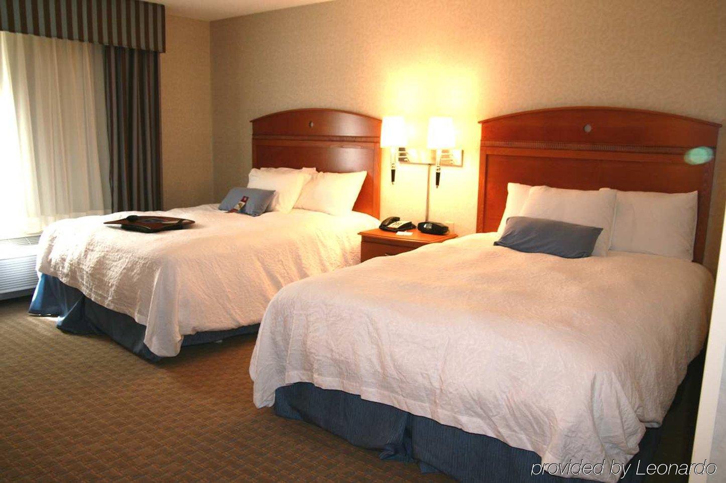 Hampton Inn Santa Rosa Oda fotoğraf